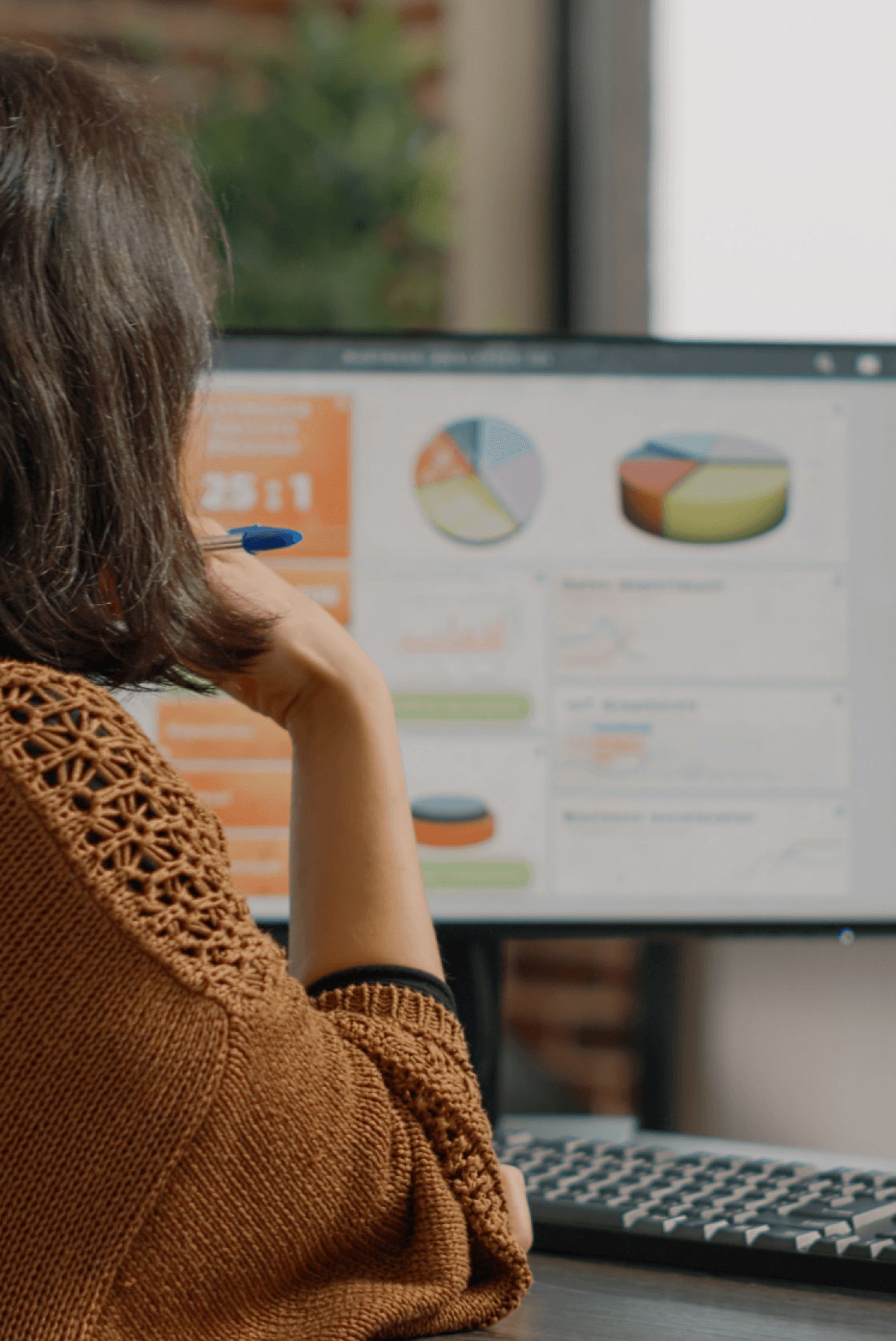 Задний фон секции героя (мобильная версия)